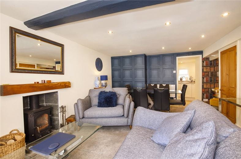 3 bedroom cottage, Boathouse Yard, Staithes TS13 - Available