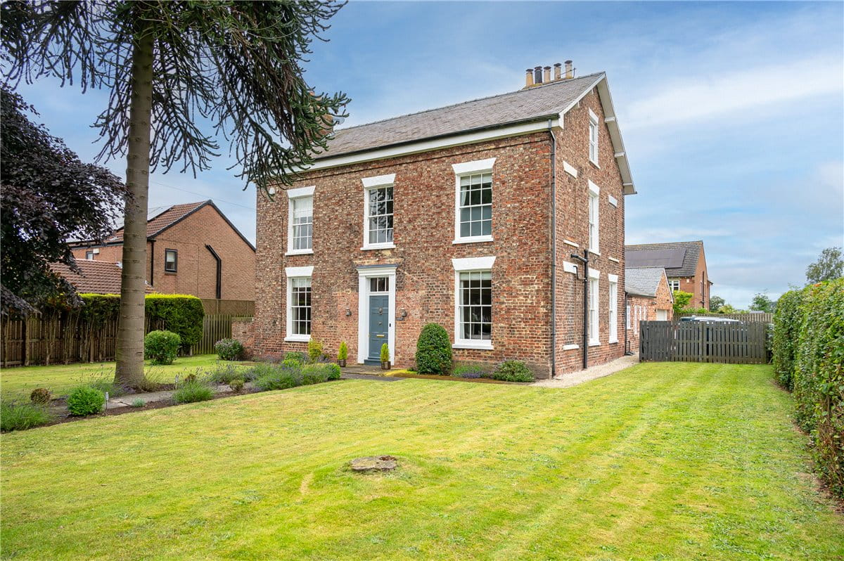 6 bedroom house, Main Street, North Duffield YO8 - Sold STC