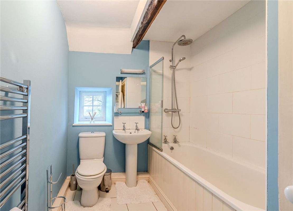 4 bedroom cottage, Terrington, York YO60 - Available
