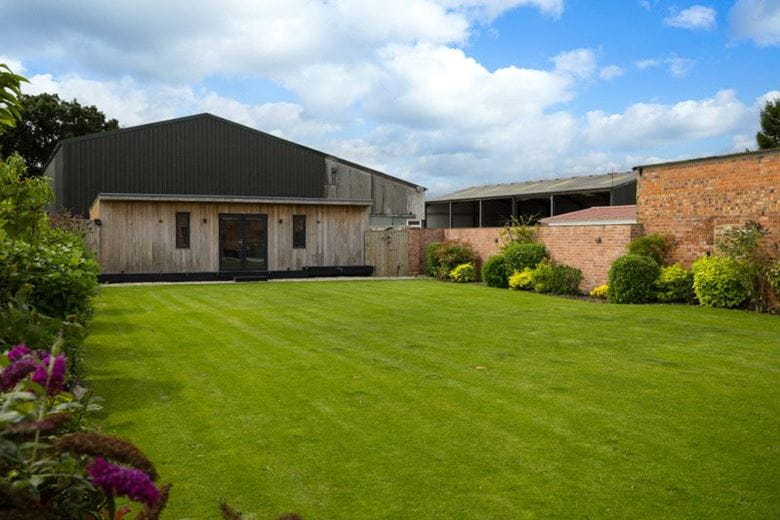 4 bedroom house, Main Road, Harlthorpe YO8 - Available