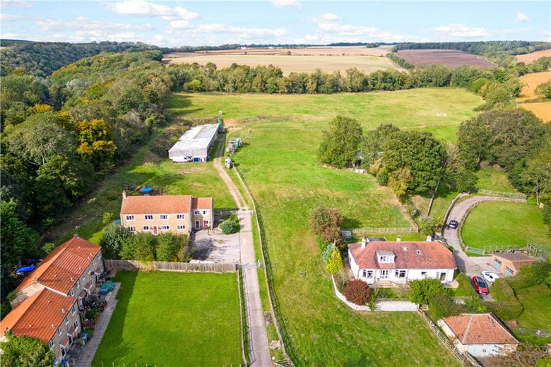 5 bedroom house, Moor Lane, East Ayton YO13 - Sold STC