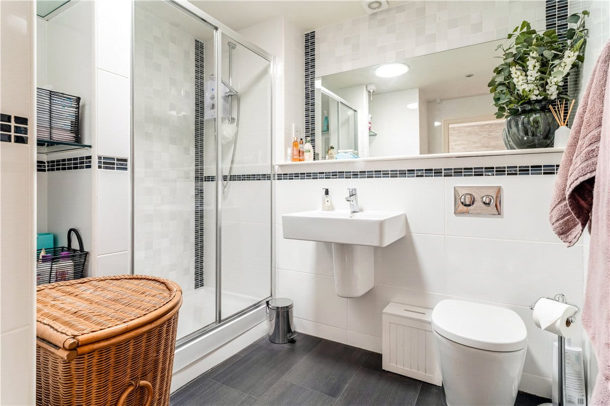 4 bedroom house, Orchard Court, York YO31 - Sold