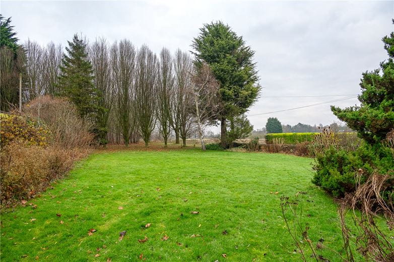 9 bedroom house, Tadcaster Road, Sherburn in Elmet LS25 - Available