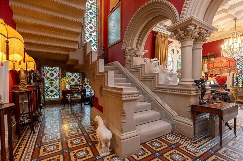 8 bedroom house, Northorpe Hall, Northorpe DN21 - Available