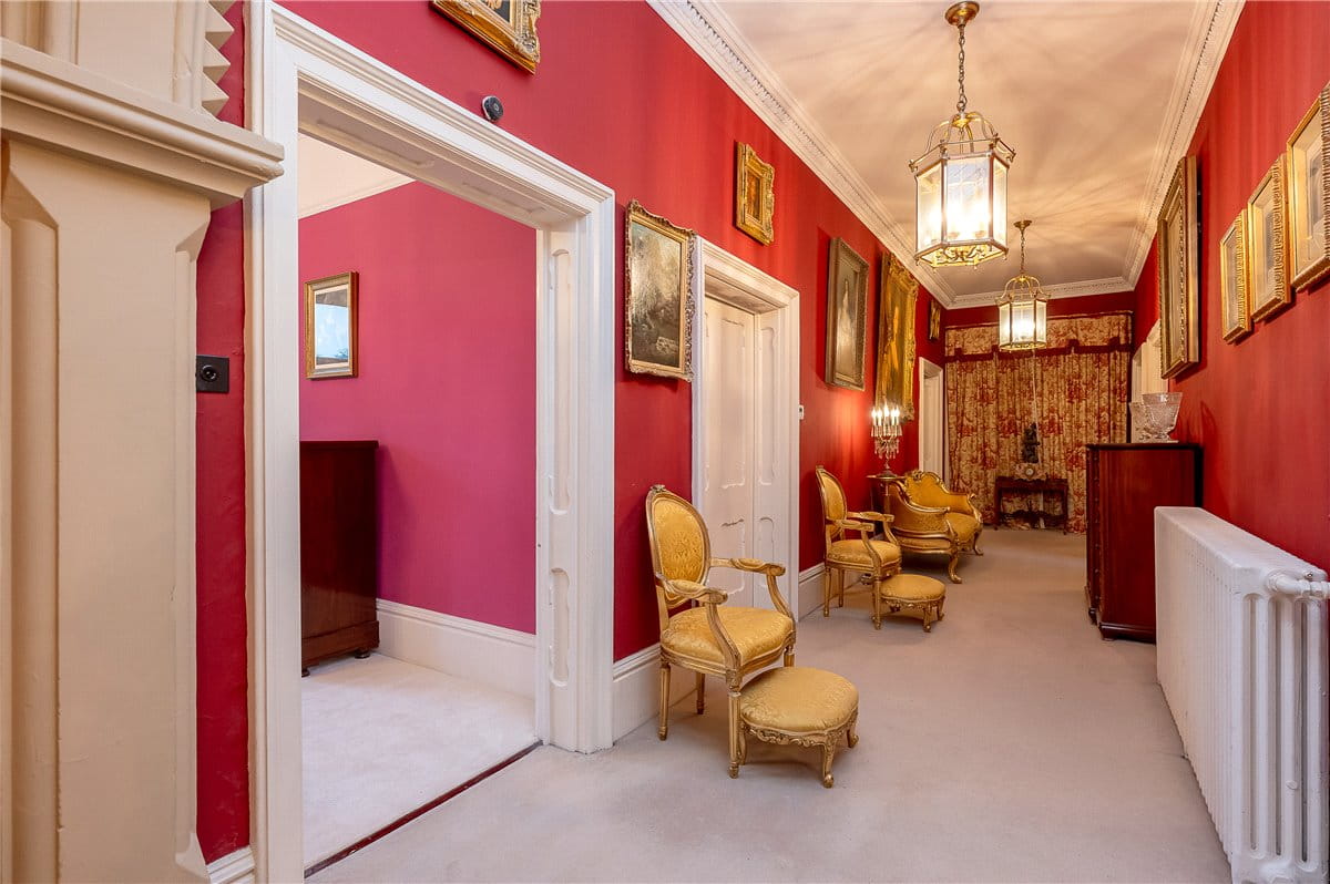 8 bedroom house, Northorpe Hall, Northorpe DN21 - Available