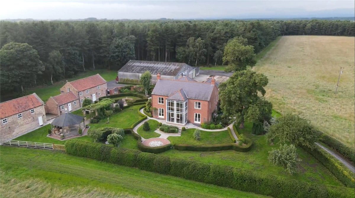 5 bedroom house, Selby Road, Holme-on-Spalding-Moor YO43 - Sold