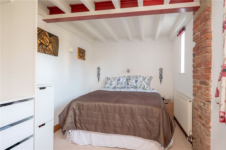 5 bedroom house, Selby Road, Holme-on-Spalding-Moor YO43 - Sold