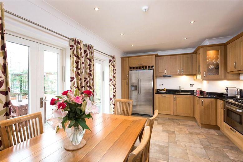 5 bedroom house, Kings Pool Walk, York YO1 - Available