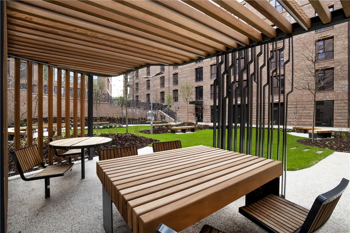 2 bedroom flat, Toft Green, York YO1 - Available