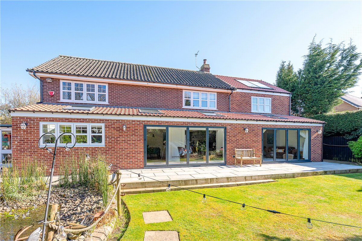 5 bedroom house, Southlands Close, Escrick YO19 - Sold