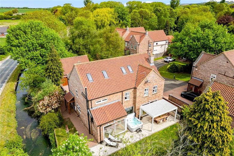 6 bedroom house, Beckside Close, North Cave HU15 - Sold STC