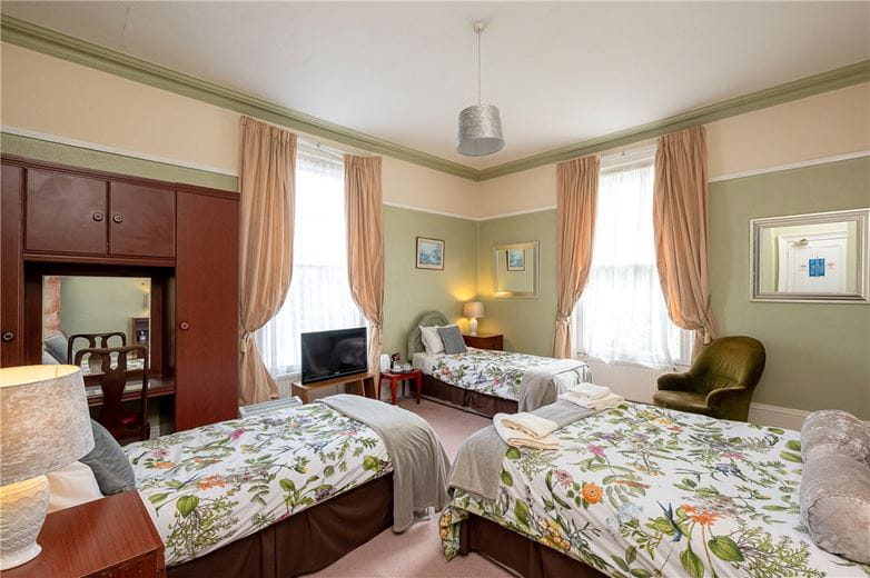 10 bedroom house, Fulford Road, York YO10 - Available