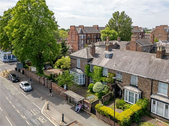 10 bedroom house, Fulford Road, York YO10 - Available