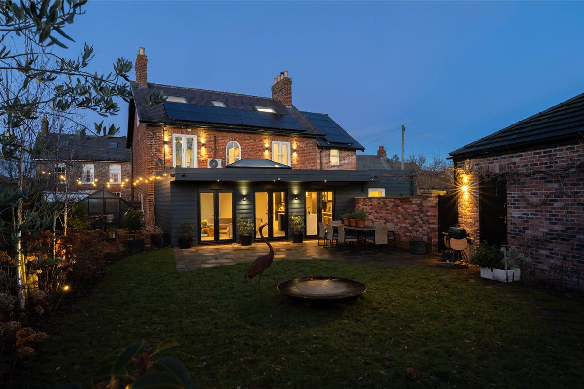 5 bedroom house, Alne Road, Tollerton YO61 - Available