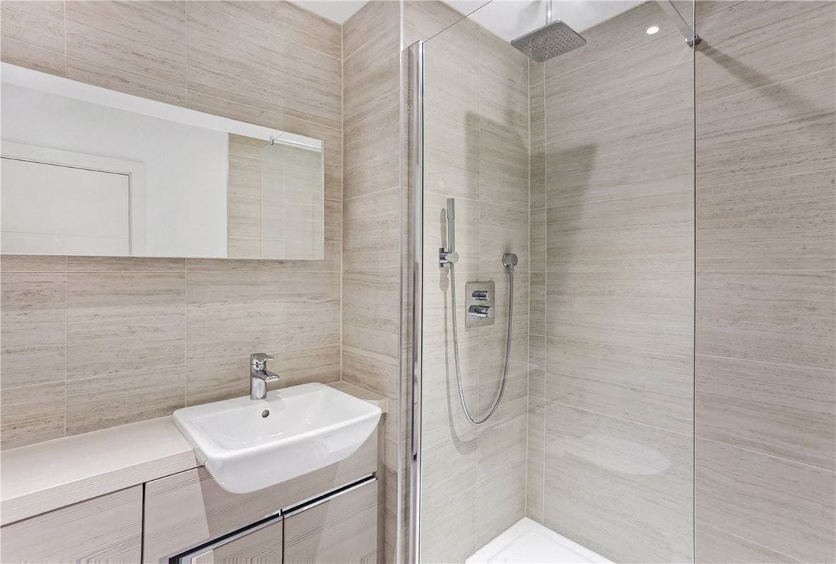 2 bedroom flat, Pound Lane, York YO1 - Sold