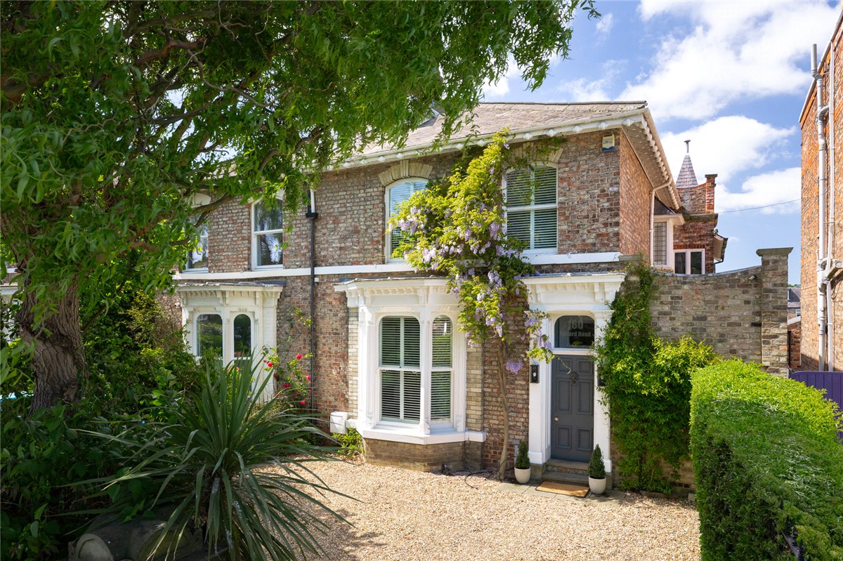 5 bedroom house, Fulford Road, York YO10 - Available