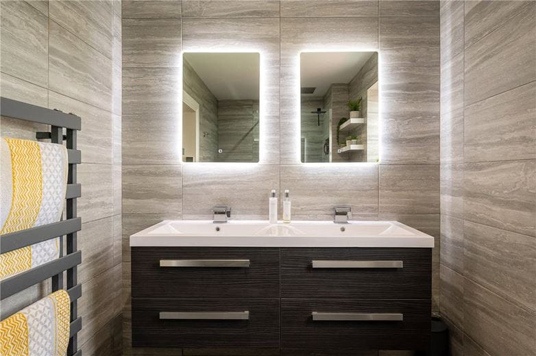 5 bedroom house, The Village, Stockton on the Forest YO32 - Available