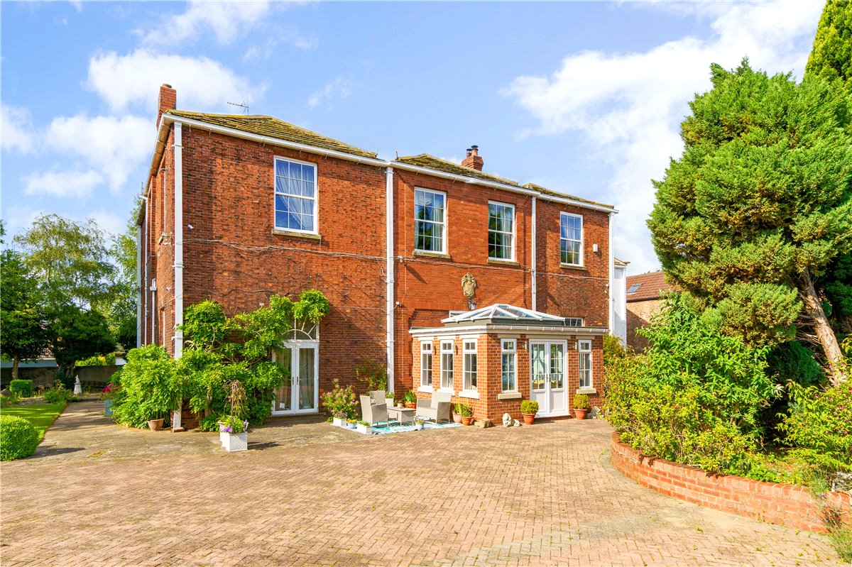 6 bedroom house, Main Street, West Haddlesey YO8 - Sold STC