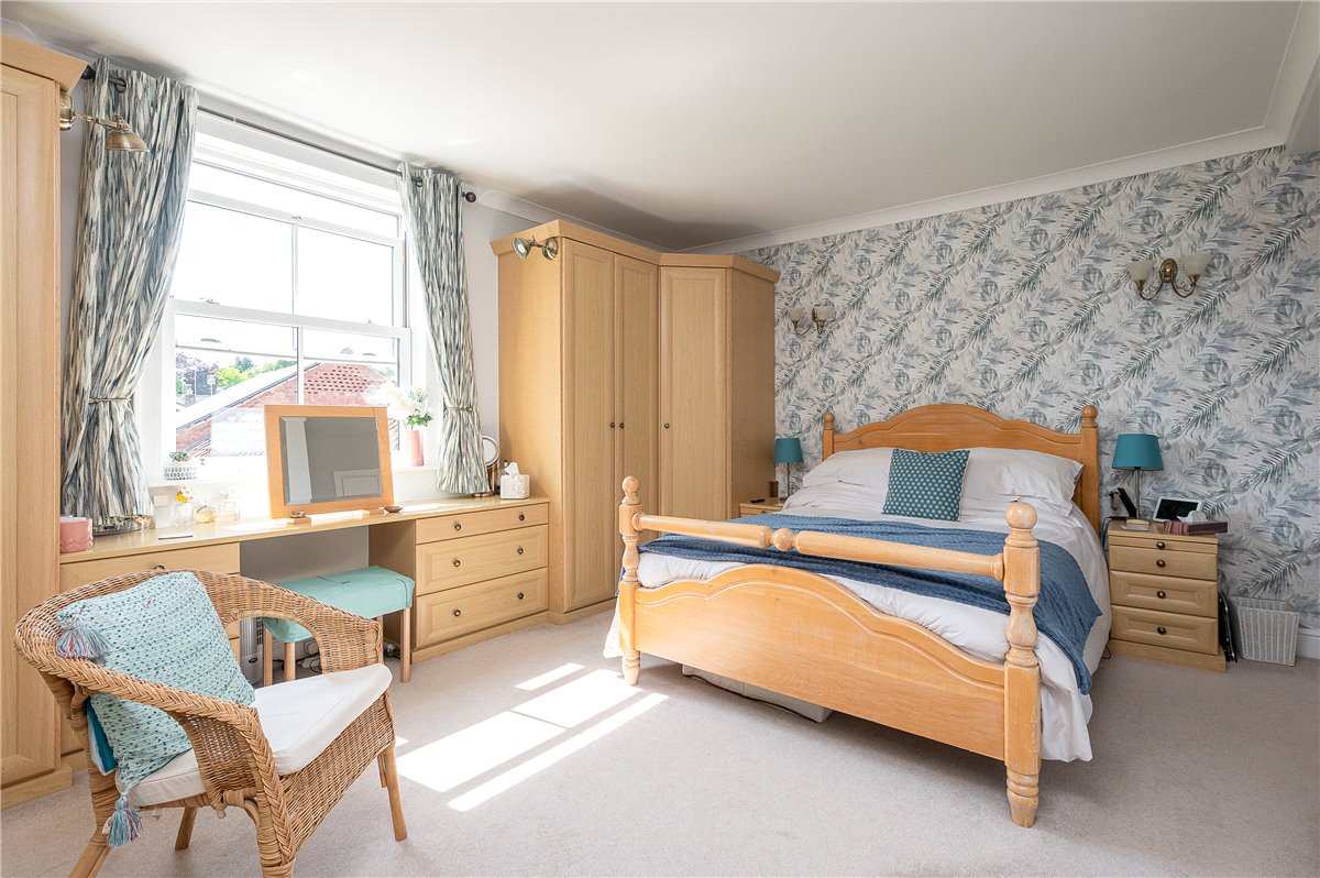 4 bedroom house, Main Street, Riccall YO19 - Available