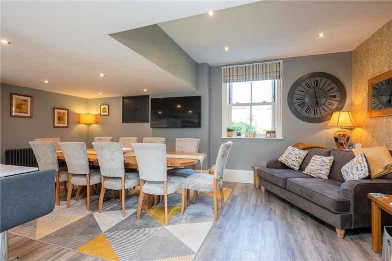 4 bedroom house, Main Street, Riccall YO19 - Available