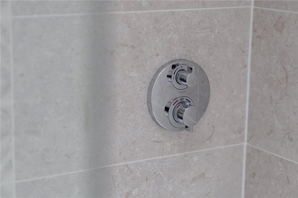 4 bedroom house, Fulford Road, York YO10 - Available