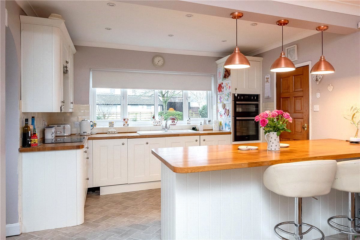 3 bedroom house, The Green, Raskelf YO61 - Available