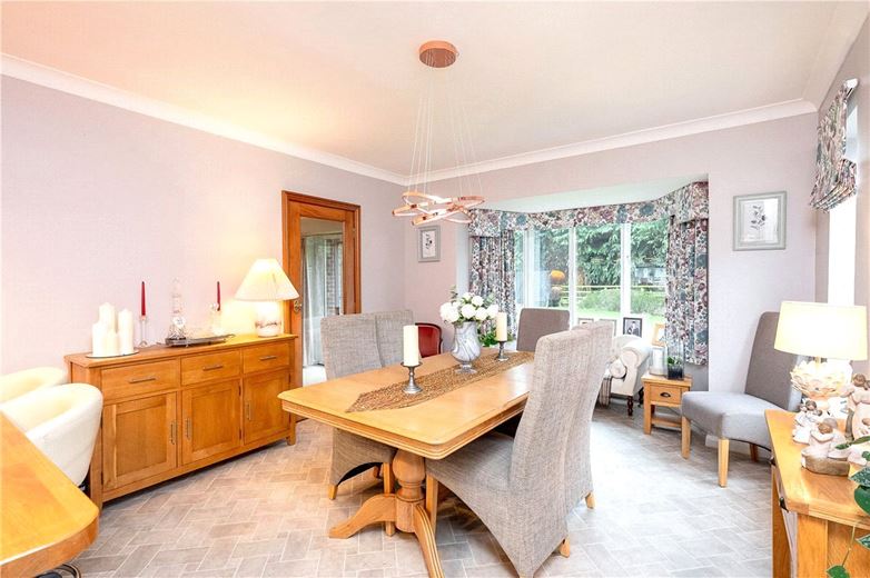 3 bedroom house, The Green, Raskelf YO61 - Available