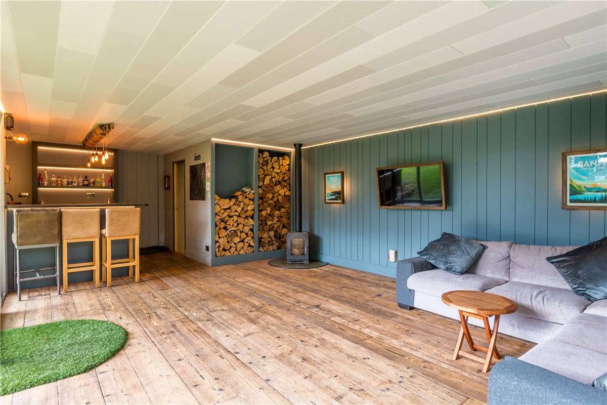 6 bedroom house, Top Lane, Copmanthorpe YO23 - Available