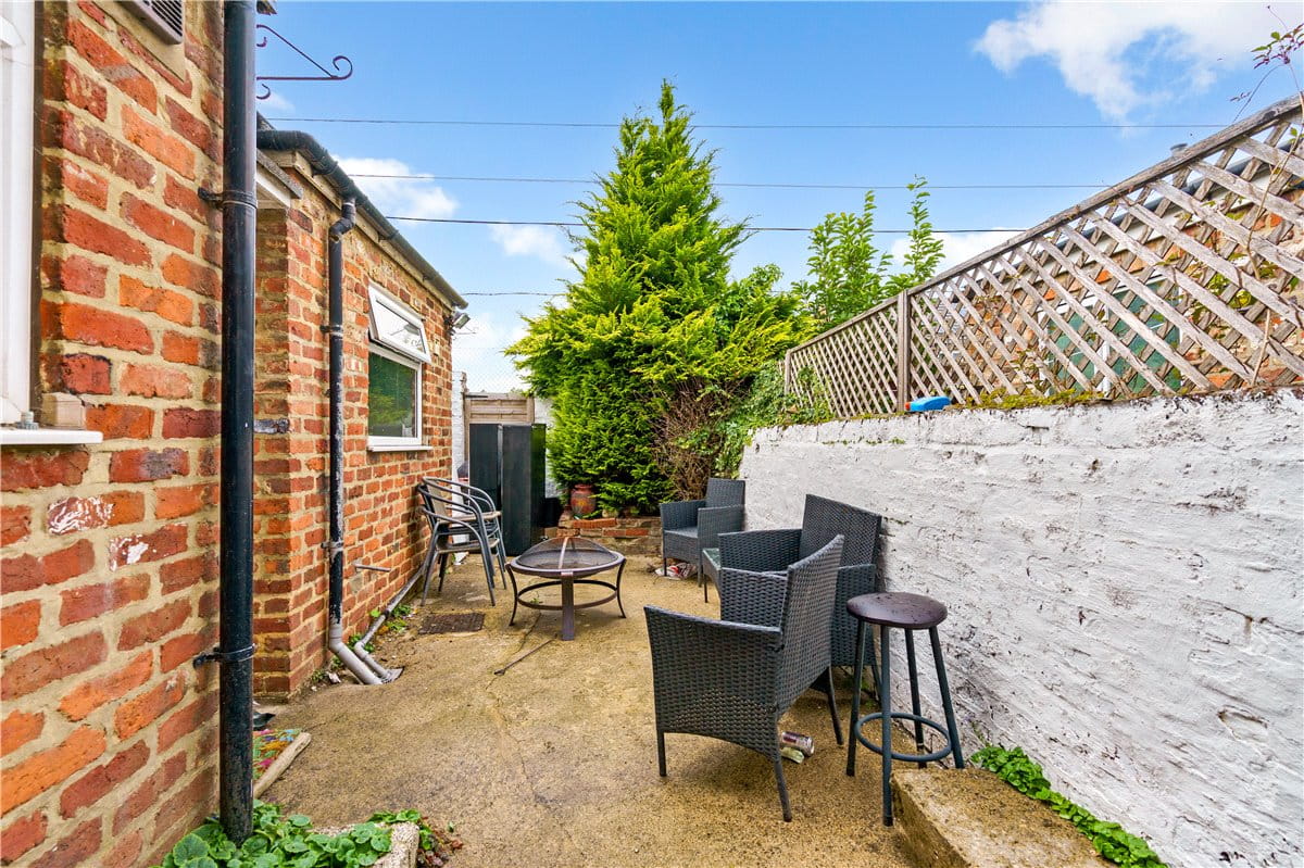 3 bedroom house, Newborough Street, York YO30 - Available