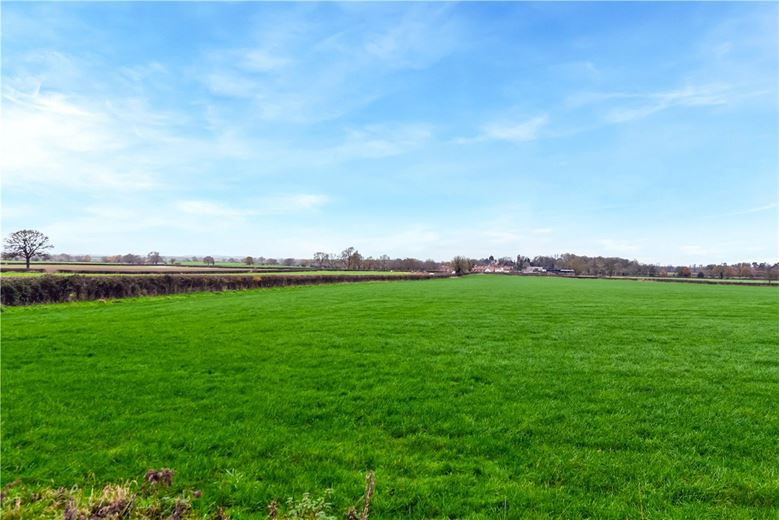 3 bedroom house, Askham Richard, York YO23 - Available