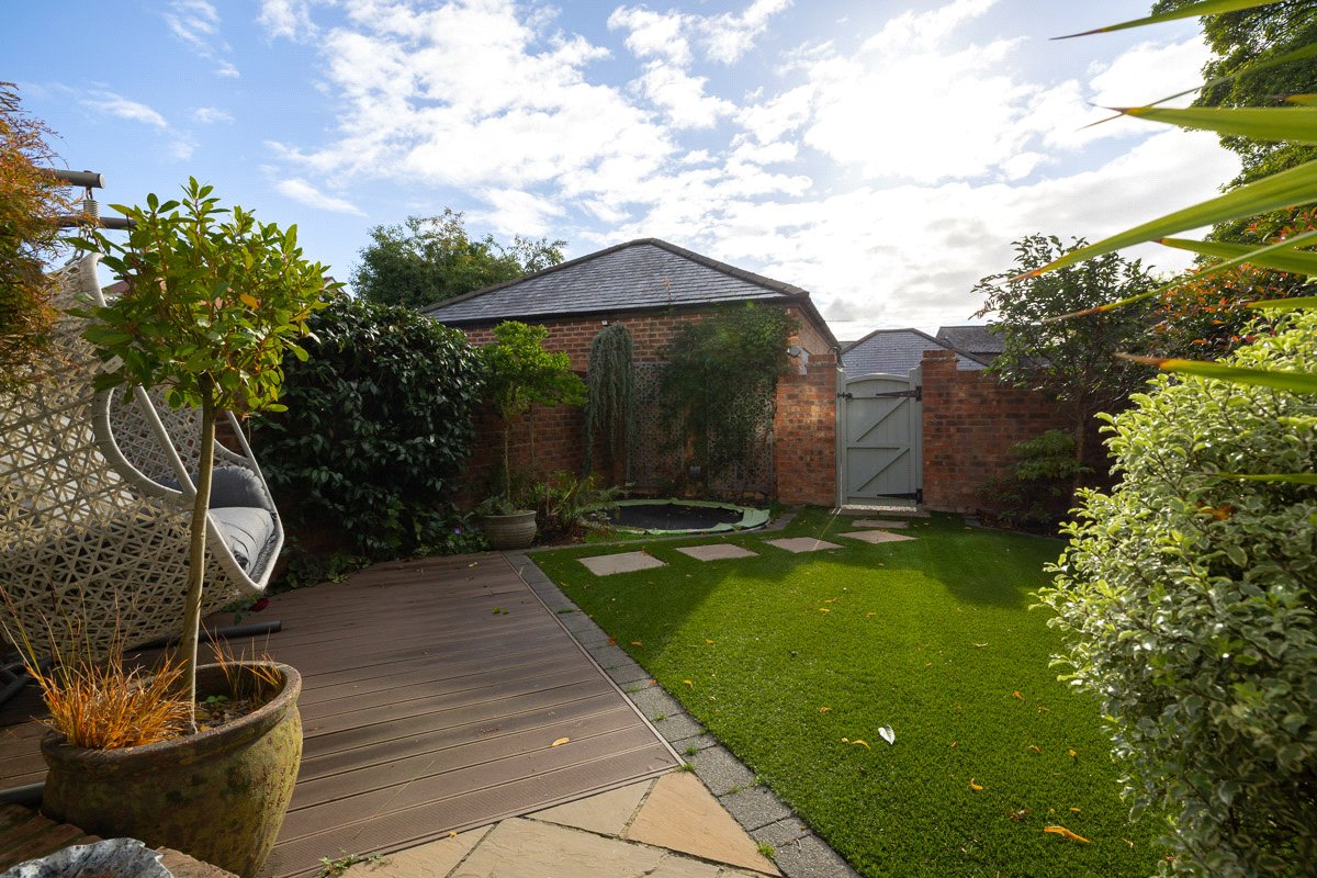 5 bedroom house, Mount Vale, York YO24 - Available