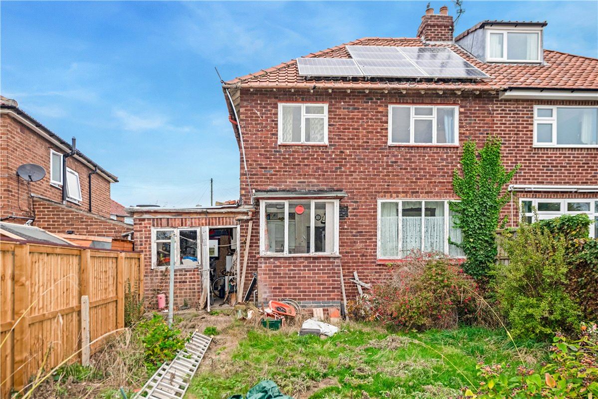 3 bedroom house, Howard Drive, York YO30 - Available