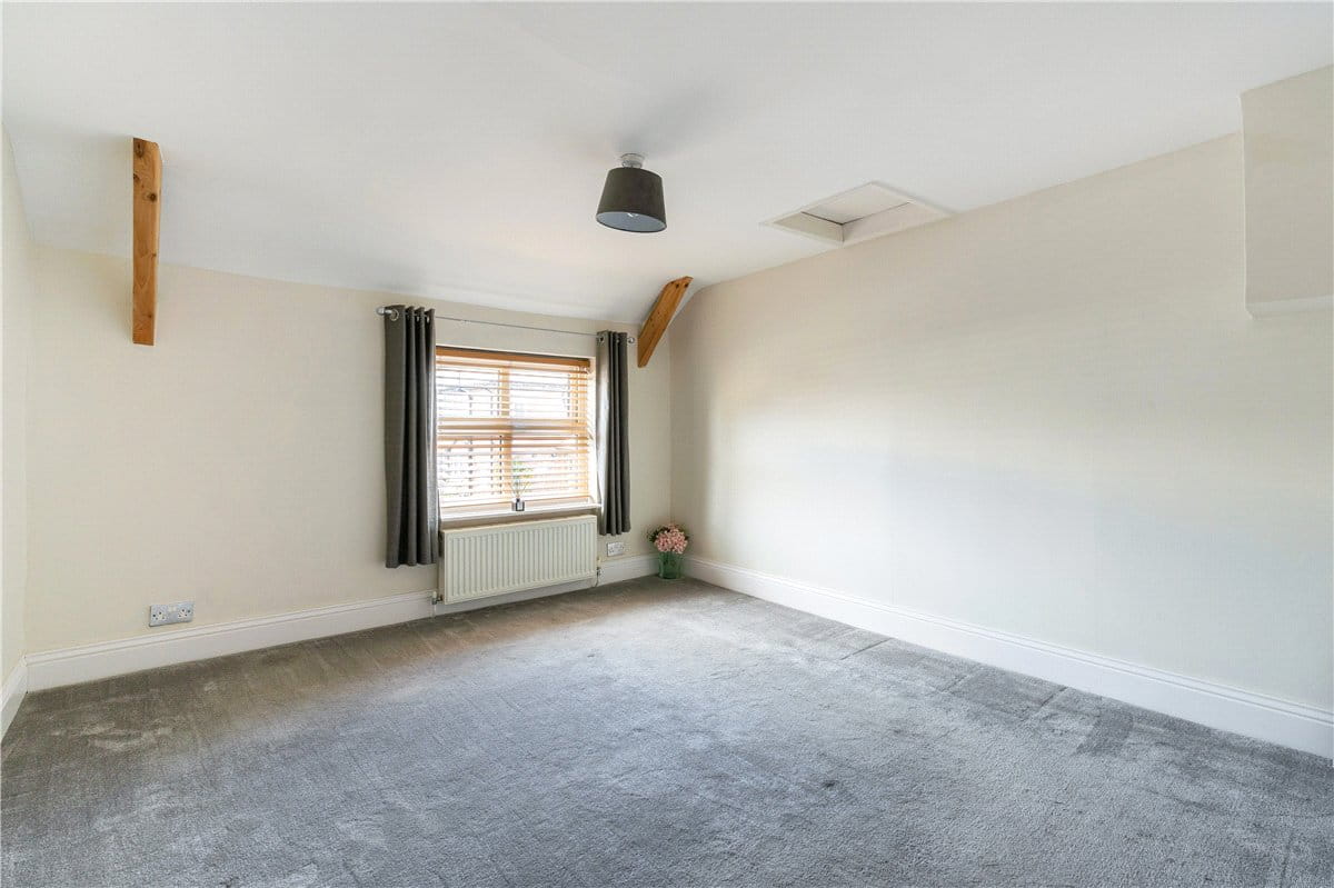 1 bedroom house, Driffield Road, Kilham YO25 - Available