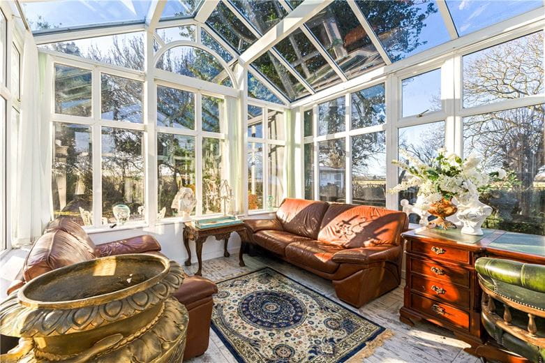 7 bedroom house, Manby Road, Stewton LN11 - Available