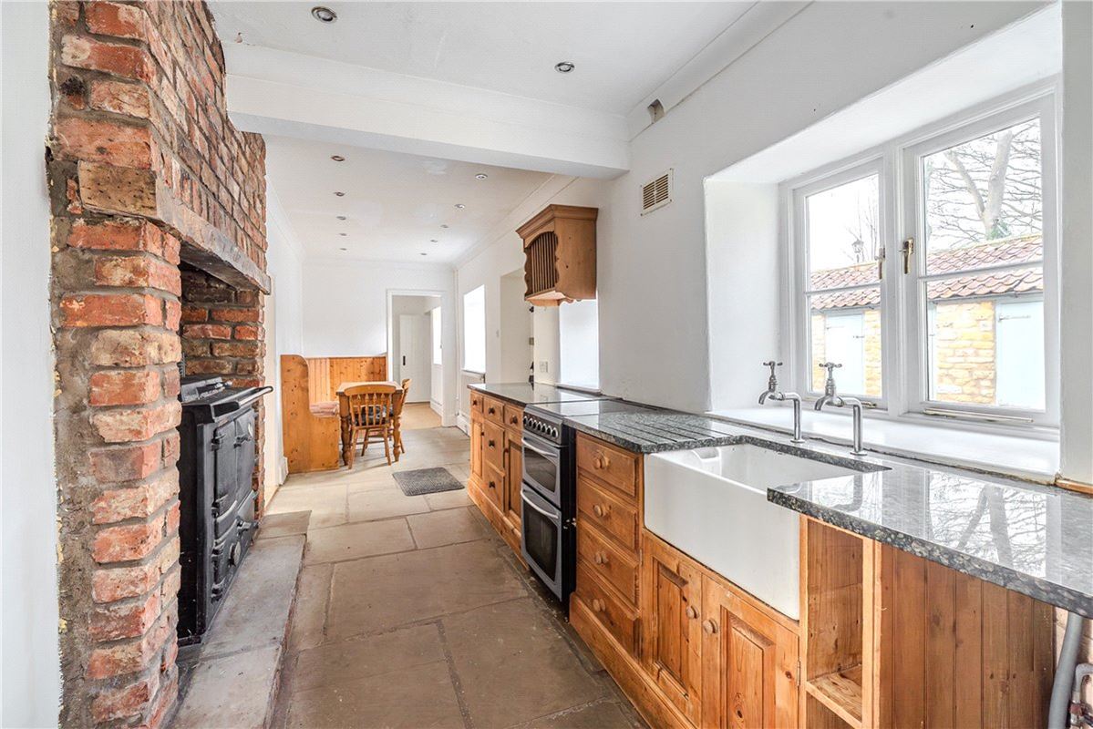 5 bedroom house, Langton, Malton YO17 - Available