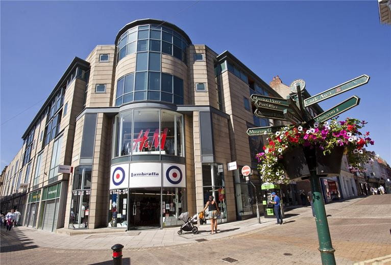 2 bedroom flat, Spurriergate House, Peter Lane YO1 - Available