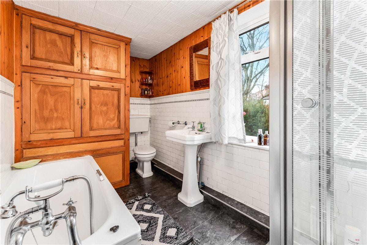 3 bedroom house, Askham Lane, York YO24 - Available