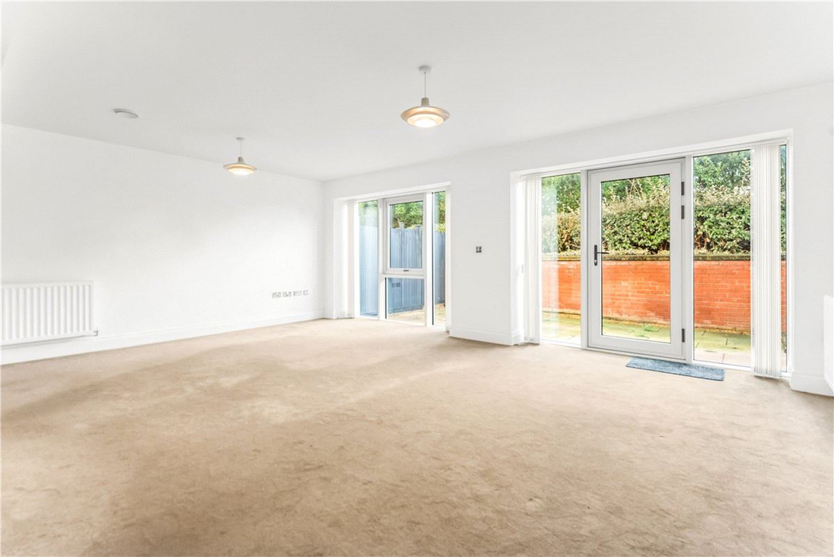 2 bedroom flat, Bishopthorpe Road, York YO23 - Available