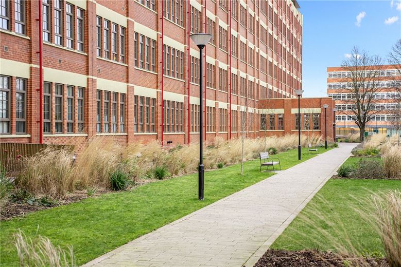 2 bedroom flat, Haxby Road, York YO31 - Available