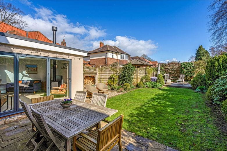 4 bedroom house, The Horseshoe, York YO24 - Available