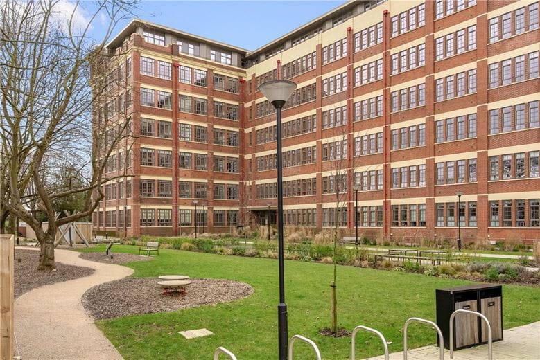 2 bedroom flat, Haxby Road, York YO31 - Sold STC