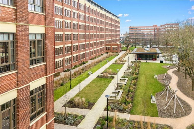 2 bedroom flat, Haxby Road, York YO31 - Sold STC