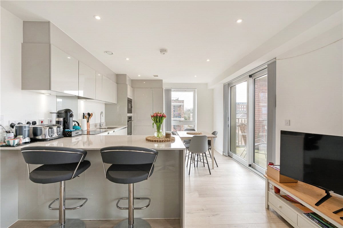 2 bedroom flat, Joseph Terry Grove, York YO23 - Available