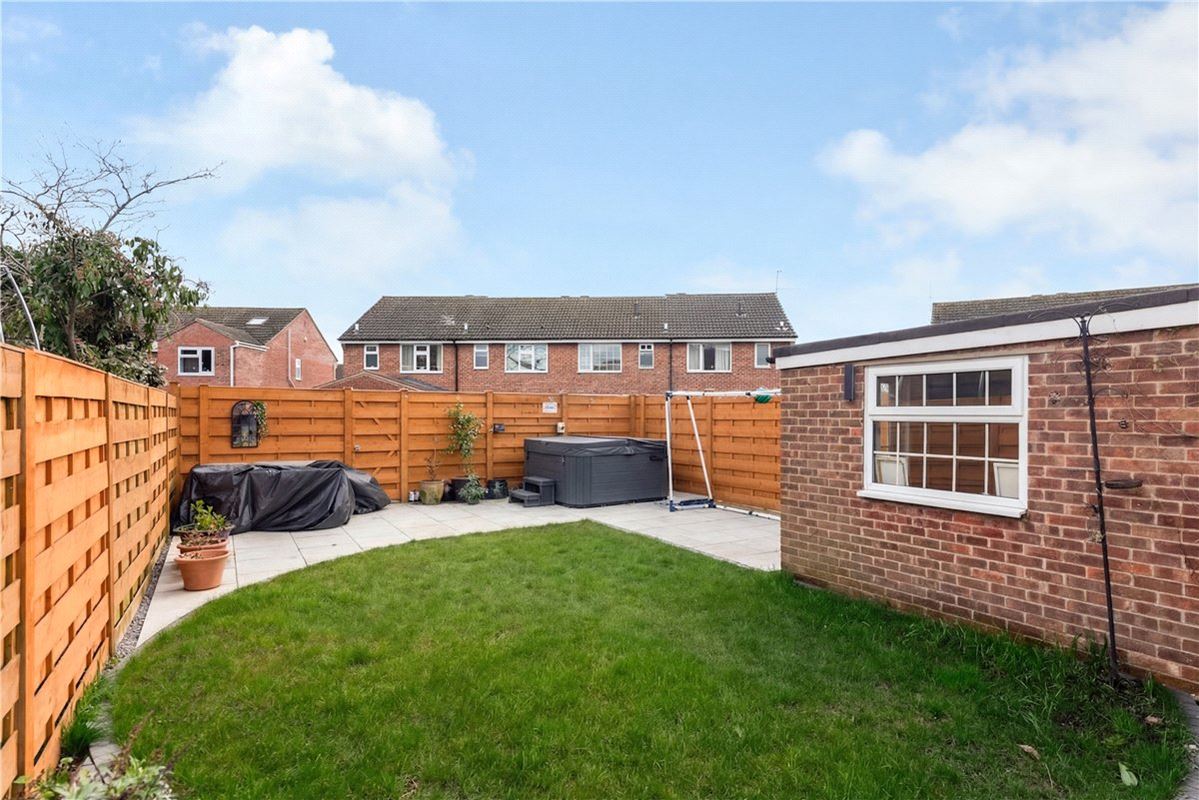 3 bedroom house, St. Giles Way, Copmanthorpe YO23 - Available