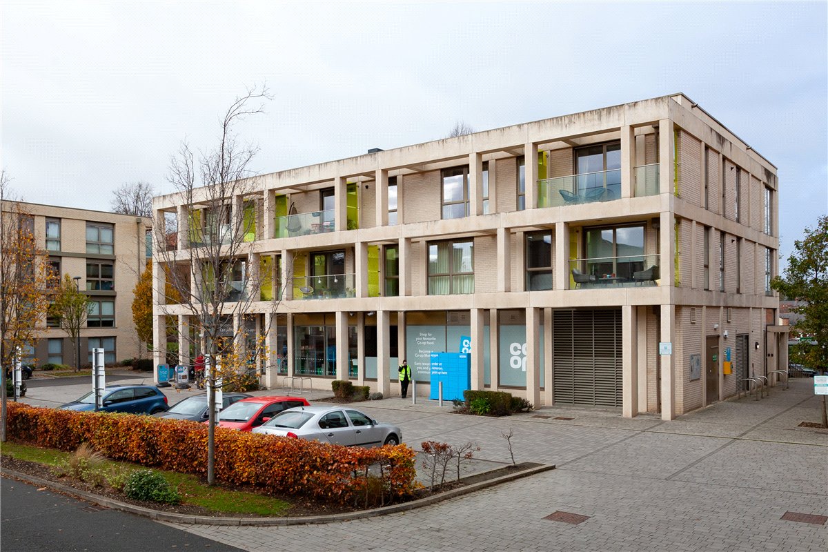 2 bedroom flat, Joseph Terry Grove, York YO23 - Available