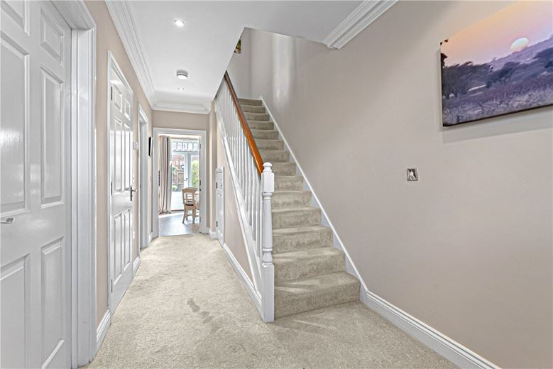 4 bedroom house, Grosvenor Park, York YO30 - Available