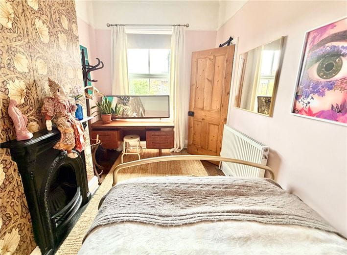 2 bedroom house, Neville Terrace, York YO31 - Available