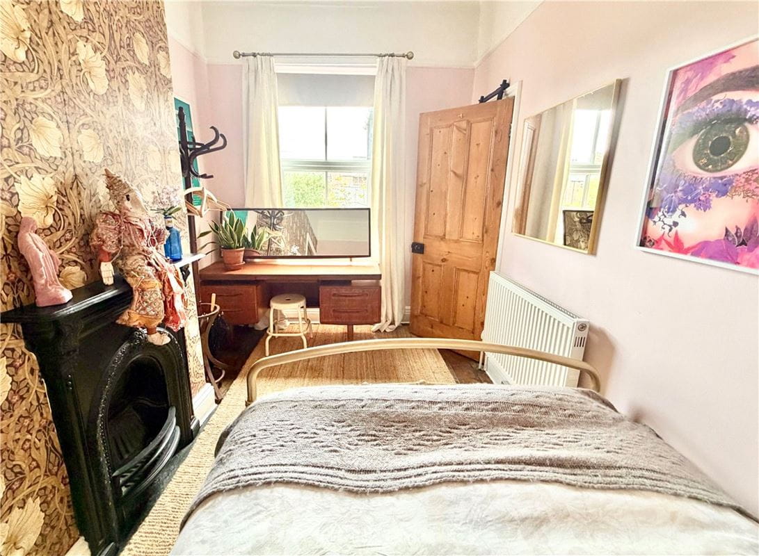 2 bedroom house, Neville Terrace, York YO31 - Available