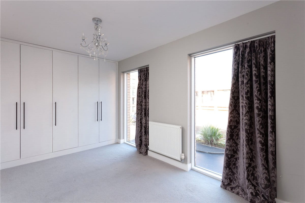 4 bedroom house, Joseph Terry Grove, York YO23 - Available
